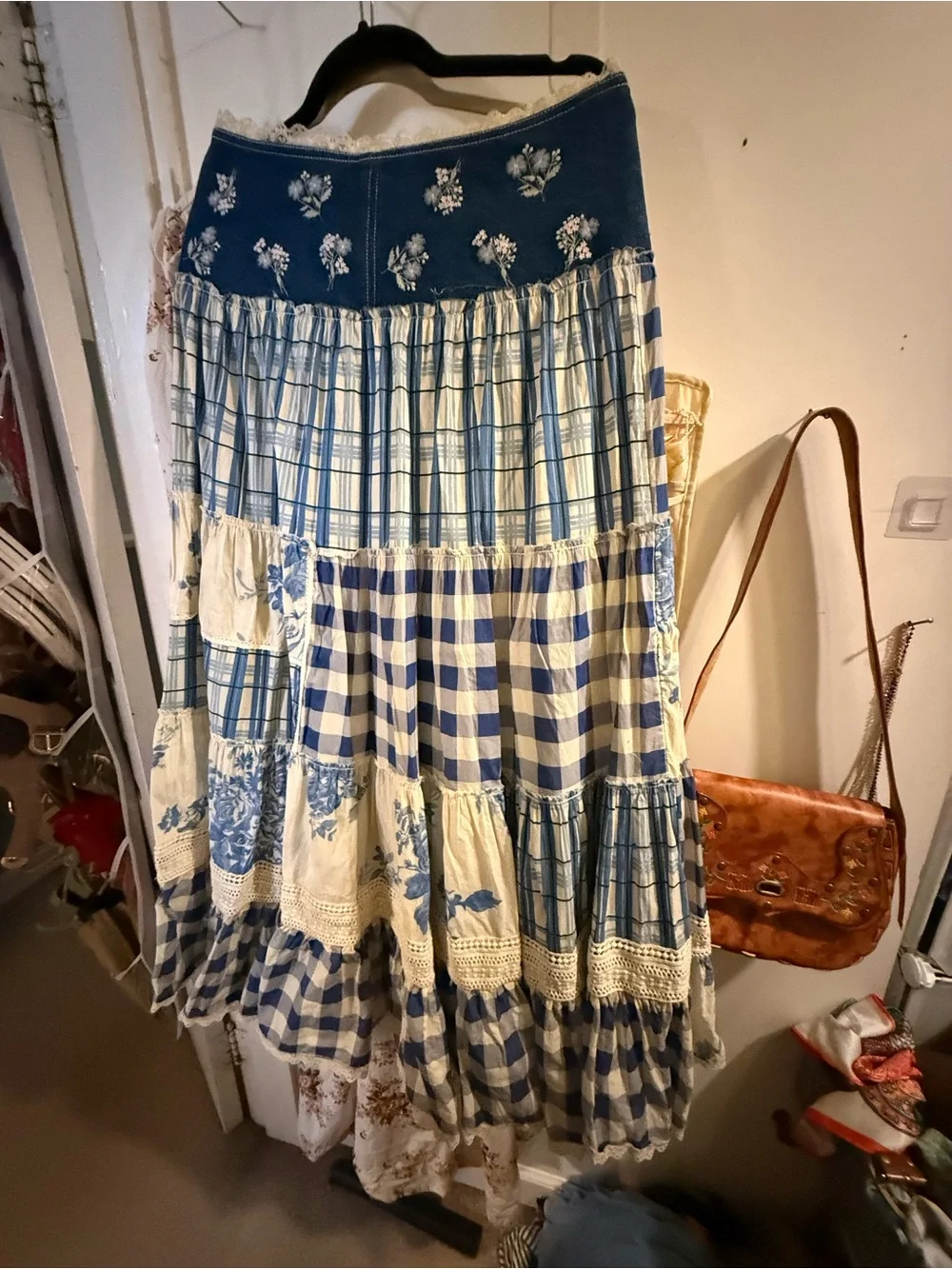 Kimchi blue Amelia medium Tiered Patchwork Maxi Skirt - Blue Floral & Gingham - Picture 3 of 4